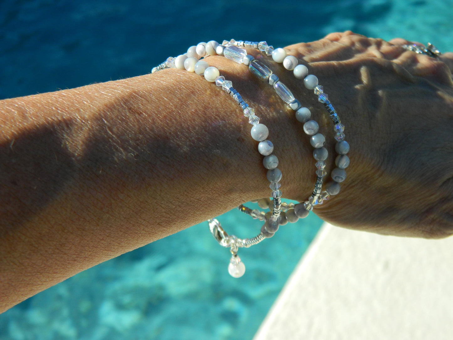 Bracelet Nk Labradorite grey-white beaded sparkle layered bracelet