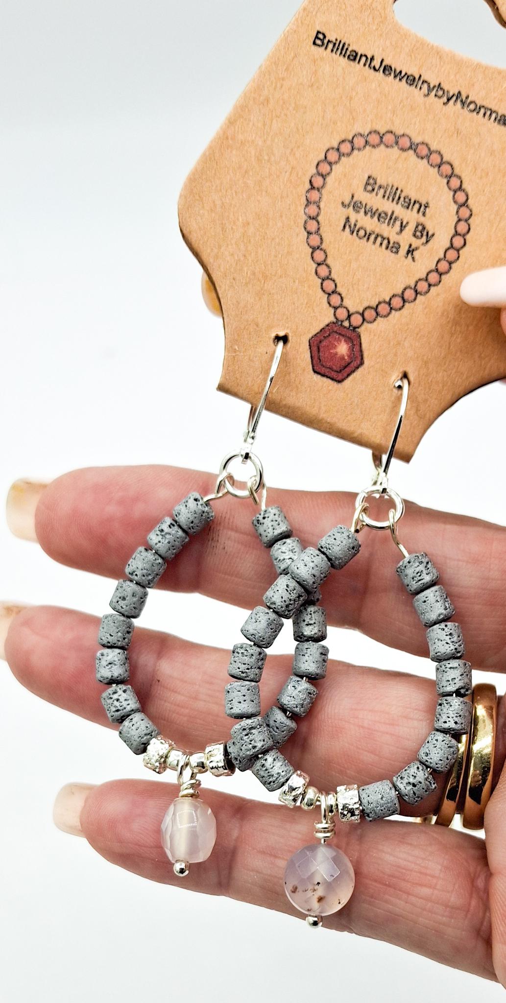 Nk Grey colored plated Hematite hoop earrings with a faceted Agate drop